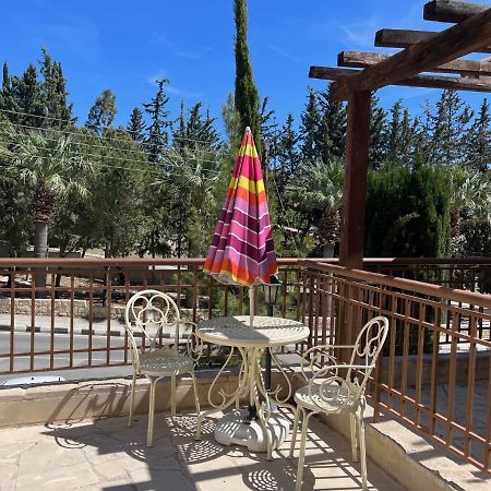 2 Palaepaphos Gardens Appartement Kouklia Buitenkant foto